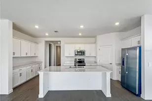 7897 Lakes Edge Ln, Port Charlotte, FL 33981 - Photo 5