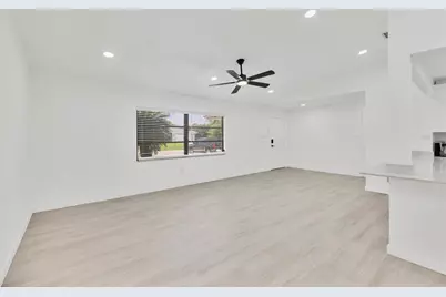 948 Andrews Avenue NW, Port Charlotte, FL 33948 - Photo 9