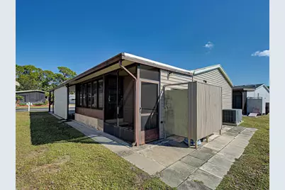 137 N Fiji Circle, Englewood, FL 34223 - Photo 9