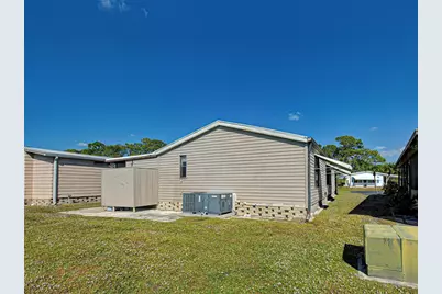 137 N Fiji Circle, Englewood, FL 34223 - Photo 11