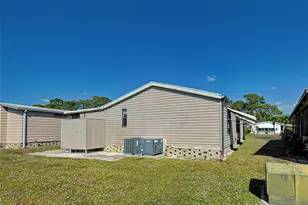 137 N Fiji Cir, Englewood, FL 34223 - Photo 11