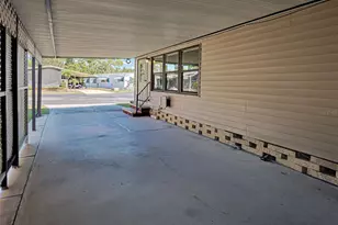 137 N Fiji Cir, Englewood, FL 34223 - Photo 7