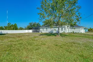 9275 Waldrep St, Port Charlotte, FL 33981 - Photo 43