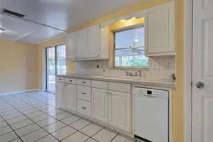 5984 Diana Rd, Venice, FL 34293 - Photo 21