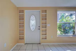 5984 Diana Rd, Venice, FL 34293 - Photo 13