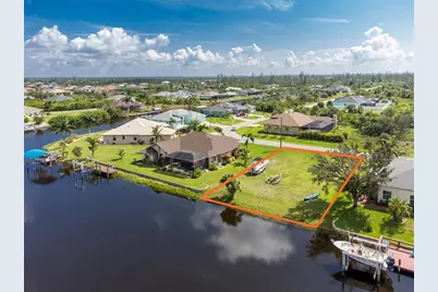 15666 Stuart Circle, Port Charlotte, FL 33981 - Photo 3