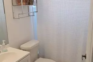 1211 Capri Isles Blvd, Venice, FL 34292 - Photo 9