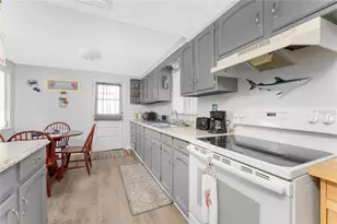 619 Via Cala, Englewood, FL 34224 - Photo 9