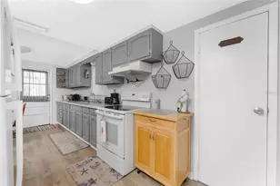 619 Via Cala, Englewood, FL 34224 - Photo 7