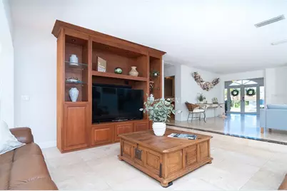 1648 Shelburne Lane, Sarasota, FL 34231 - Photo 15