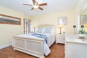 1648 Shelburne Ln, Sarasota, FL 34231 - Photo 33