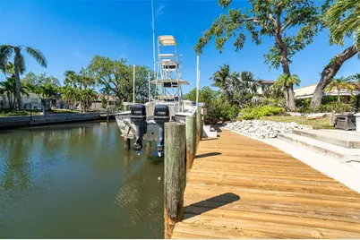 1648 Shelburne Lane, Sarasota, FL 34231 - Photo 51