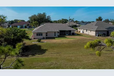 82 Pinehurst Place, Rotonda West, FL 33947 - Photo 9