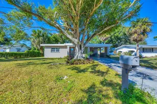 200 Sago Ln, Nokomis, FL 34275 - Photo 1