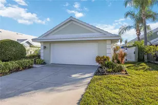 805 Harrington Lake Dr N, Venice, FL 34293 - Photo 1