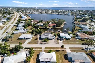 105 Cousley Dr SE, Port Charlotte, FL 33952 - Photo 3