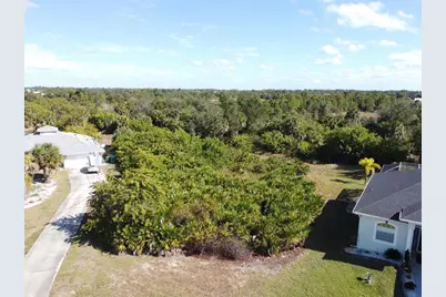 330 Baytree Drive, Rotonda West, FL 33947 - Photo 3