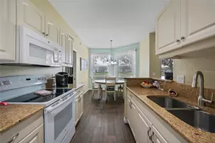 4262 Vicenza Dr, Venice, FL 34293 - Photo 9