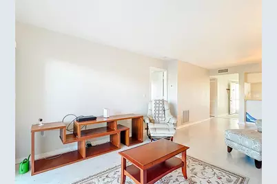 404 Cerromar Circle N #115, Venice, FL 34293 - Photo 5