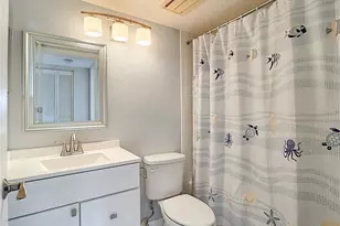 404 Cerromar Cir N, Venice, FL 34293 - Photo 25