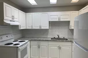 3756 Amherst Way, Sarasota, FL 34232 - Photo 3