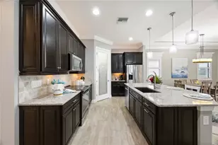 23889 Waverly Cir, Venice, FL 34293 - Photo 11