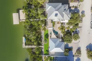 121 Bocilla Dr, Placida, FL 33946 - Photo 7