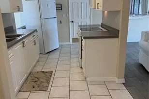 10421 Chablis Ave, Englewood, FL 34224 - Photo 5