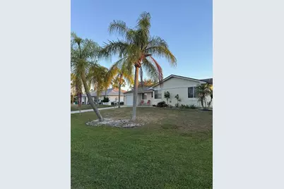 10421 Chablis Avenue, Englewood, FL 34224 - Photo 3