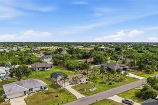 10421 Chablis Ave, Englewood, FL 34224 - Photo 33