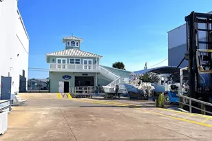 100 Circuit Rd, Nokomis, FL 34275 - Photo 5