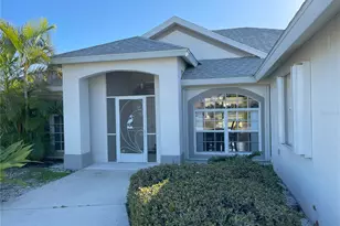 640 Boundary Blvd, Rotonda West, FL 33947 - Photo 3