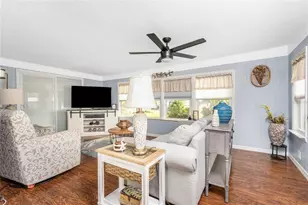 2860 Penguin Ln, Englewood, FL 34224 - Photo 9