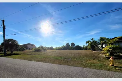 9620 President Circle, Port Charlotte, FL 33981 - Photo 5