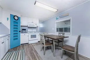 615 Via Cala, Englewood, FL 34224 - Photo 11