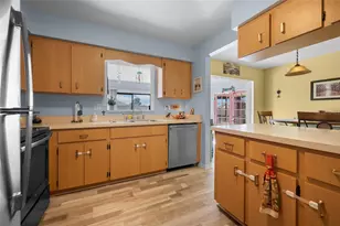 10193 Barker Ave, Englewood, FL 34224 - Photo 9