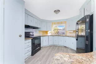 3111 Waterside Dr, Englewood, FL 34224 - Photo 9