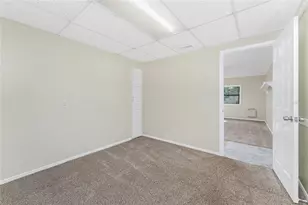 285 S Oxford Dr, Englewood, FL 34223 - Photo 29