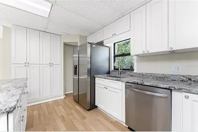 285 S Oxford Drive, Englewood, FL 34223 - Photo 17