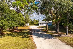 285 S Oxford Dr, Englewood, FL 34223 - Photo 51