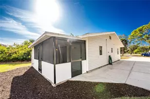 285 S Oxford Dr, Englewood, FL 34223 - Photo 39