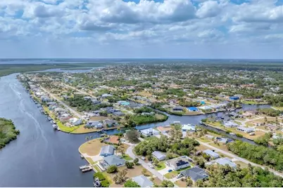 18610 Ayrshire Circle, Port Charlotte, FL 33948 - Photo 37