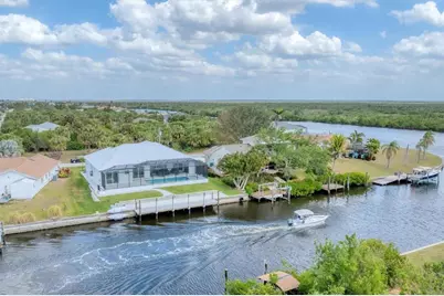 18610 Ayrshire Circle, Port Charlotte, FL 33948 - Photo 3