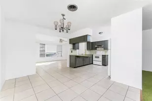 1497 Overbrook Rd, Englewood, FL 34223 - Photo 9