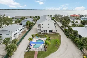 5031 N Beach Rd, Englewood, FL 34223 - Photo 5