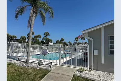 7500 Park Pointe Drive #13, Englewood, FL 34224 - Photo 7