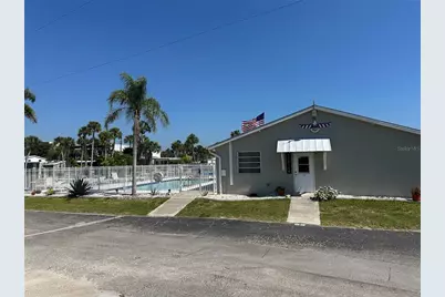 7500 Park Pointe Drive #13, Englewood, FL 34224 - Photo 5