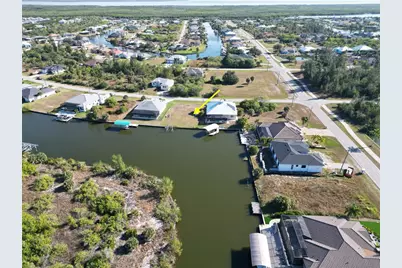 8050 Arlewood Circle, Port Charlotte, FL 33981 - Photo 15