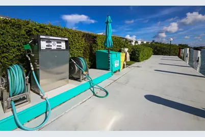 5820 Gasparilla Road #Slip 29, Boca Grande, FL 33921 - Photo 17