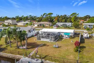 551 W Tarpon Blvd NW, Port Charlotte, FL 33952 - Photo 9